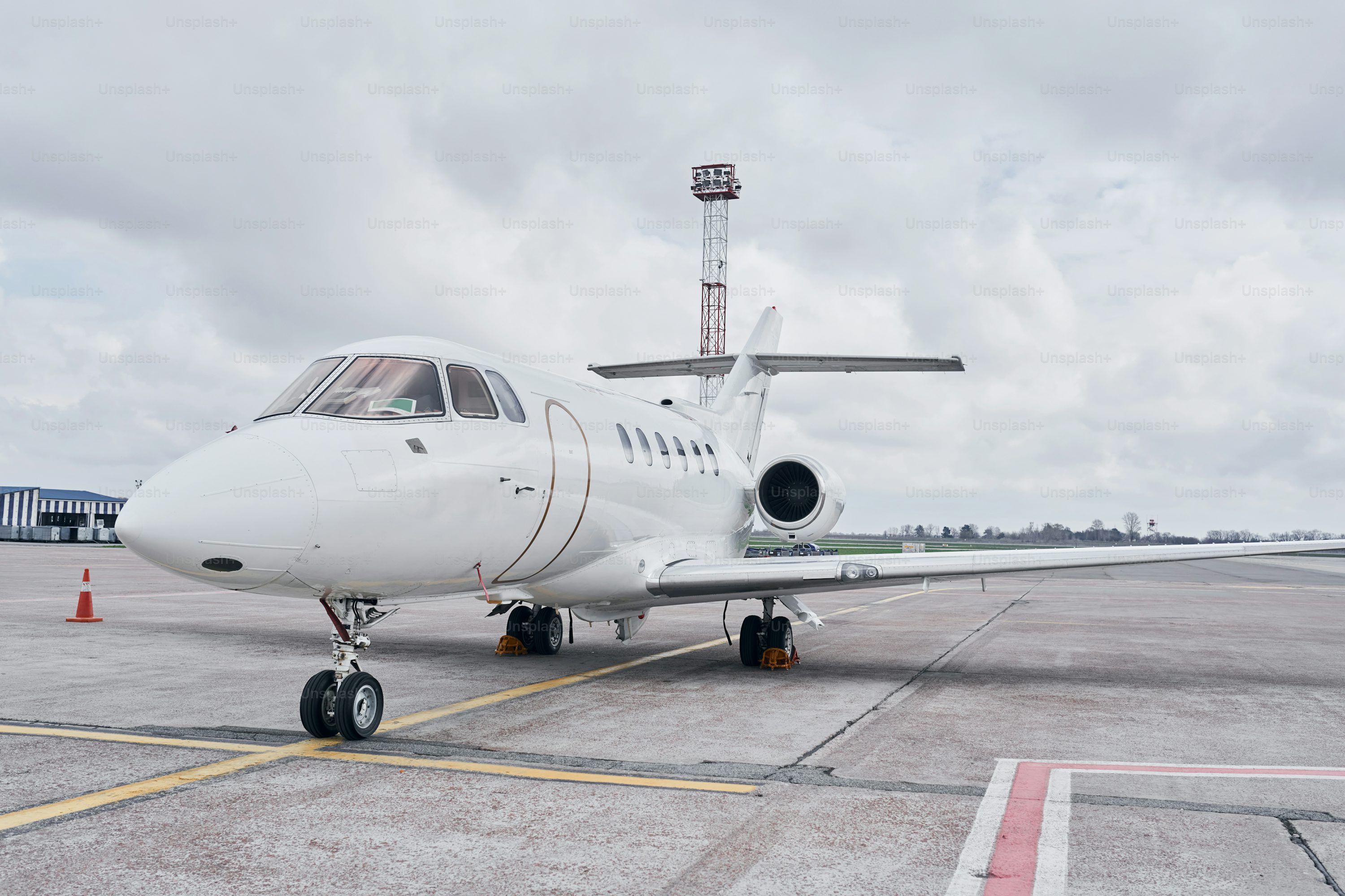 Image of a Falcon 200 aircraft.